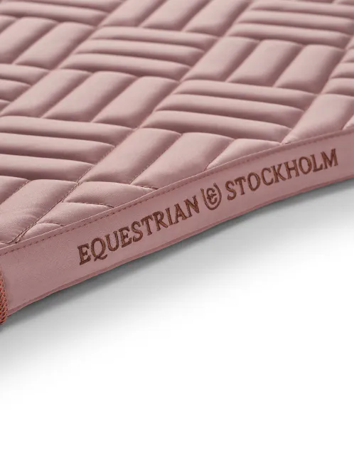 Hovedbilde Equestrian Stockholm Dressursjabrak Modern ...