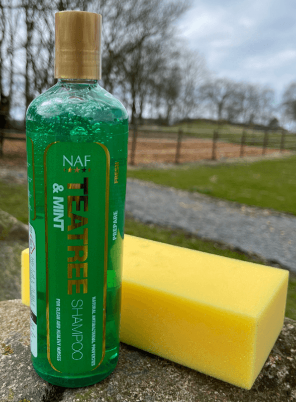 NAF Tea Tree & Mint Shampoo 500ml